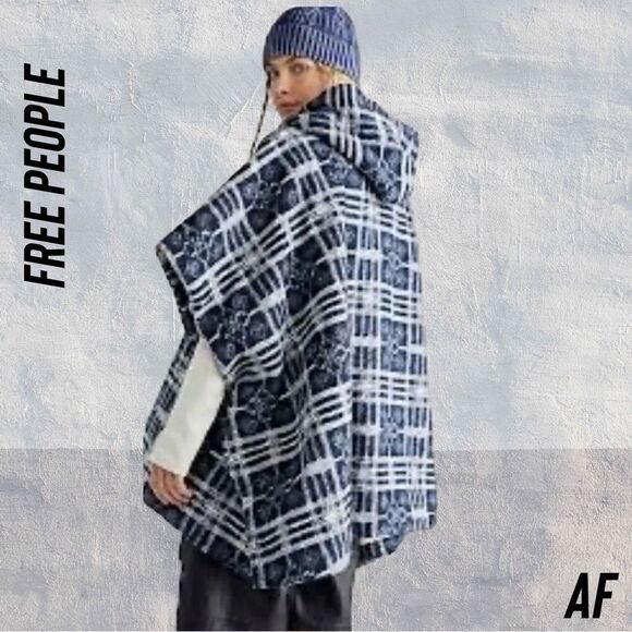 FREE PEOPLE MISS YOU PONCHO BLUE WHITE NEW XS/S HOODED - Picture 3 of 10